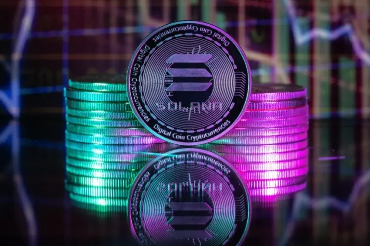 How Can Investors Spot Hidden Crypto Gems by Researching Beyond the Hype?